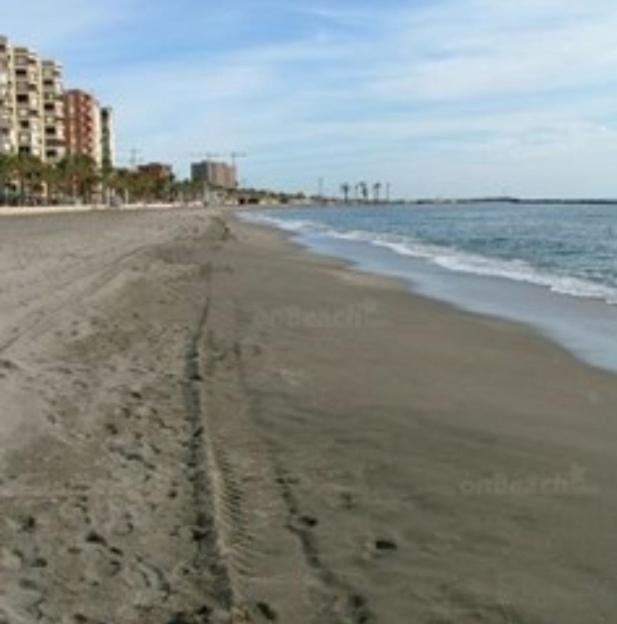 Piso En Playa Del Zapillo Almería
